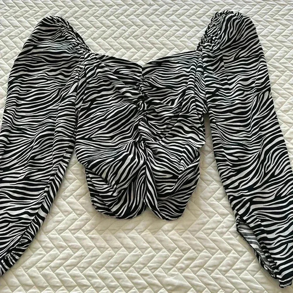 H&M - Picture 1 of 4